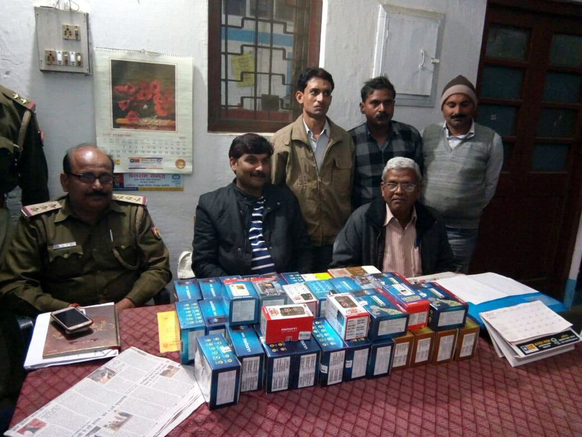 44 mobile phones, to divide voters suspect caught