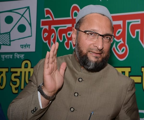 asaduddin owaisi speaks on SP and congress alliance.