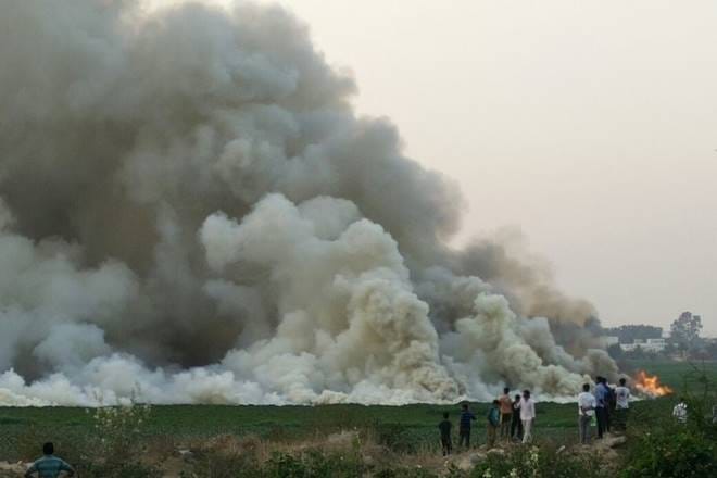 Fire in the Bellandur lake,People are disturbed