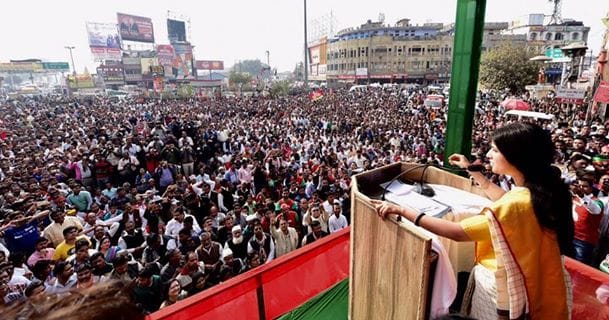 dimple yadav public meeting