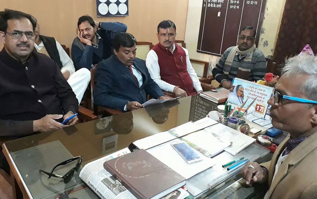NVS will the gift of school Hapur.