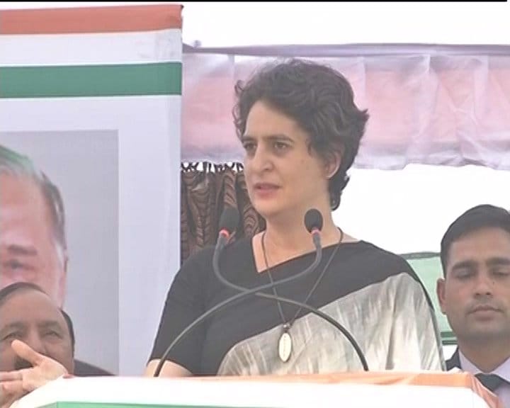 priyanka gandhi rally in raebareli