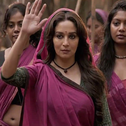 madhuri dixit spotted with her husband and without makeup