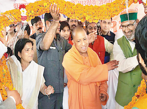 Congress do not combine work speaks: Yogi