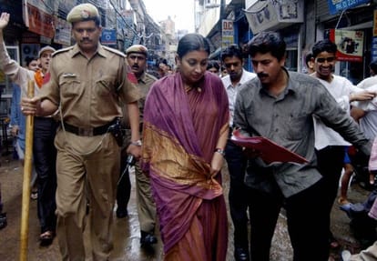 where missing Smriti Irani to UP elections?