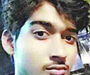 Student committed sucide in hostel