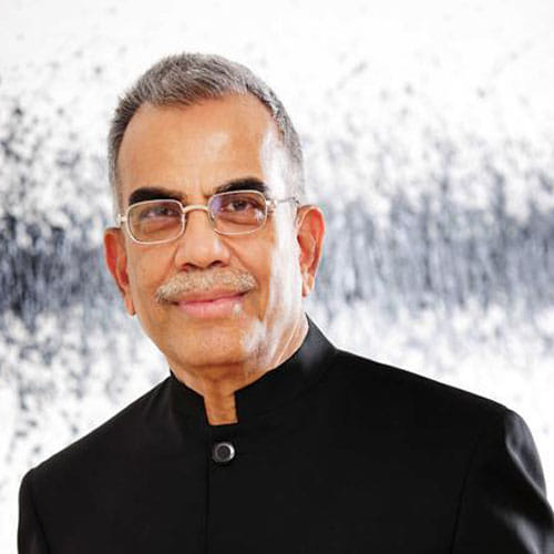 Rags To Riches Story Of A Man Who Owns A Ten Thousand Crore Company