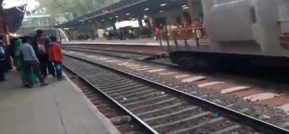 Experience of rail travel Share, get reward