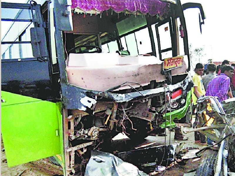 Road accident and Innova bus collision killed two, including youth Akali leader, Sangrur