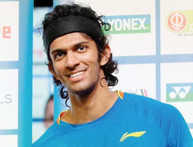Sindhu reached in top five of BWF ranking become second indian After Saina nehwal 