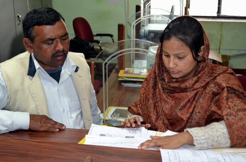 dead candidate wife fight election from karnaprayag
