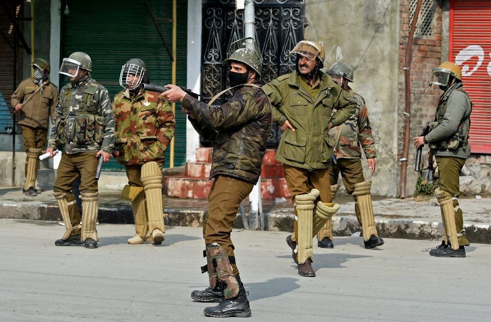 images of voilence in kashmir valley after army chief statement