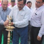 निगाही में भविष्य निधि संगठन के प्रशिक्षण कार्यक्रम का शुभारंभ करते क्षेत्रीय आयुक्त महेंद्र सिंह और अन्य। 