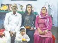 Awards were given to pupils coach cheers, Kurukshetra, Kurukshetra-Shahabad