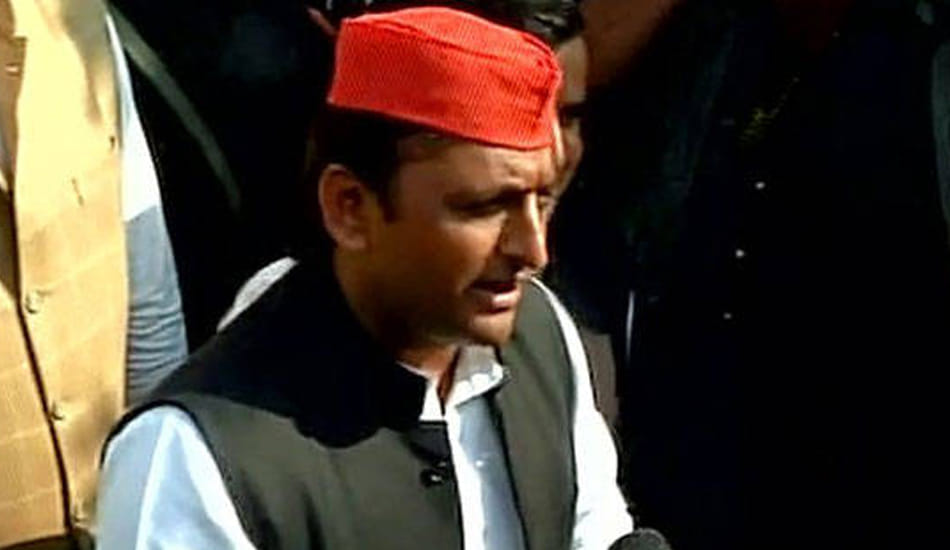 akhilesh yadav voting in etawah