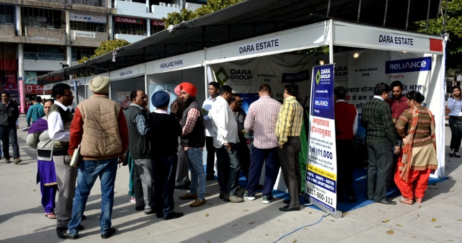 Amar Ujala Property and Auto Expo began on in the plaza