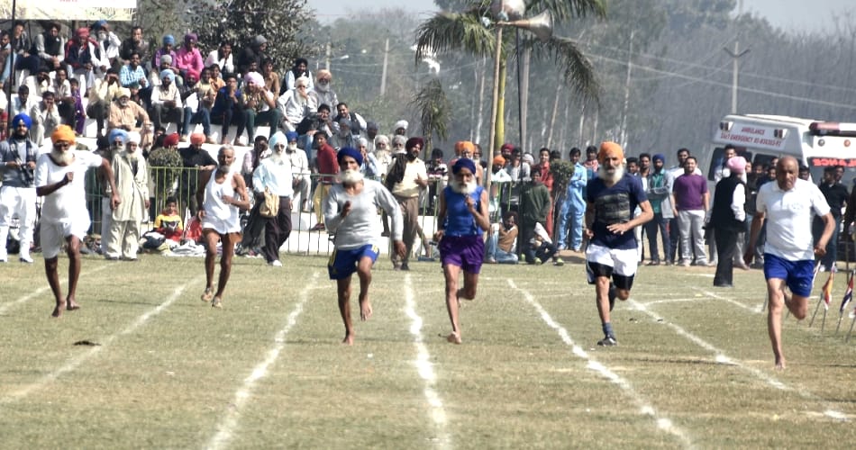 kila raipur mela in ludhiana, last day old people race