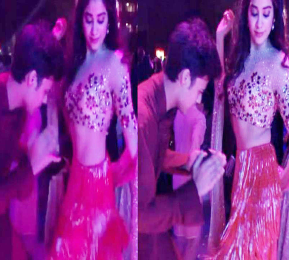 jhanvi kapoor dancing video viral with boyfriend