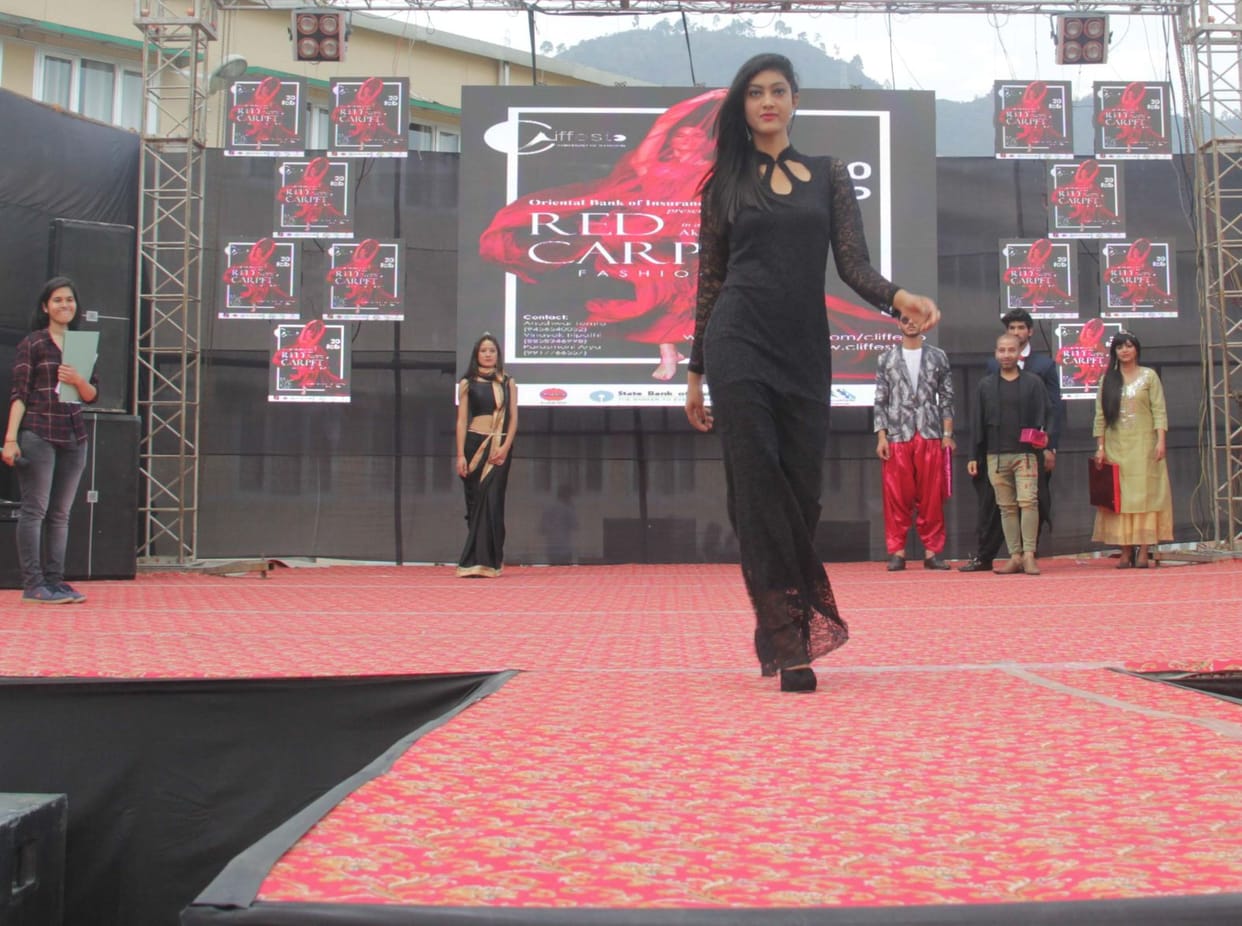 Rock music with ramp models incinerate