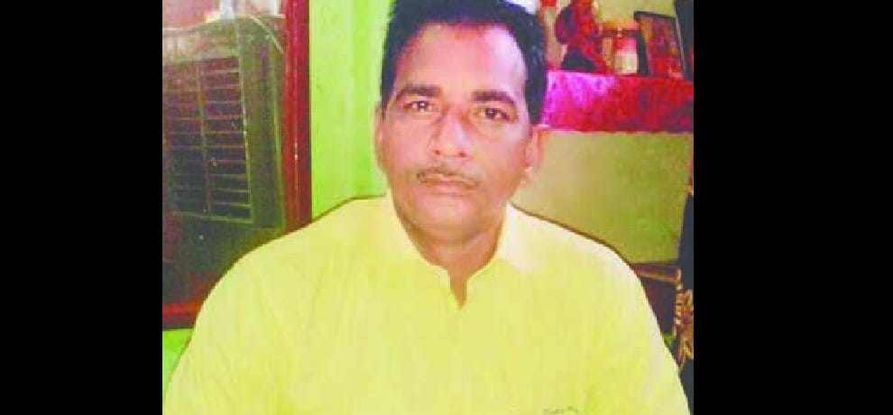 gas agency godown manager shoot, killed