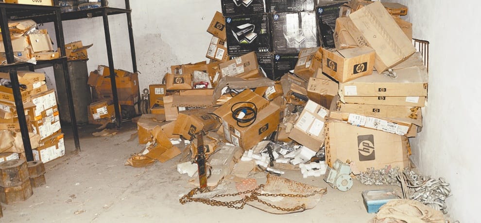loot in electricity board store
