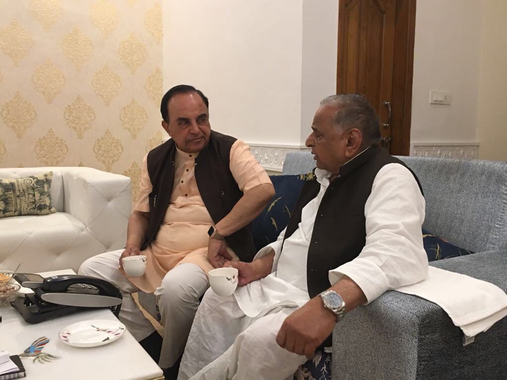 bjp mp subramanian swamy met mulayam singh in lucknow