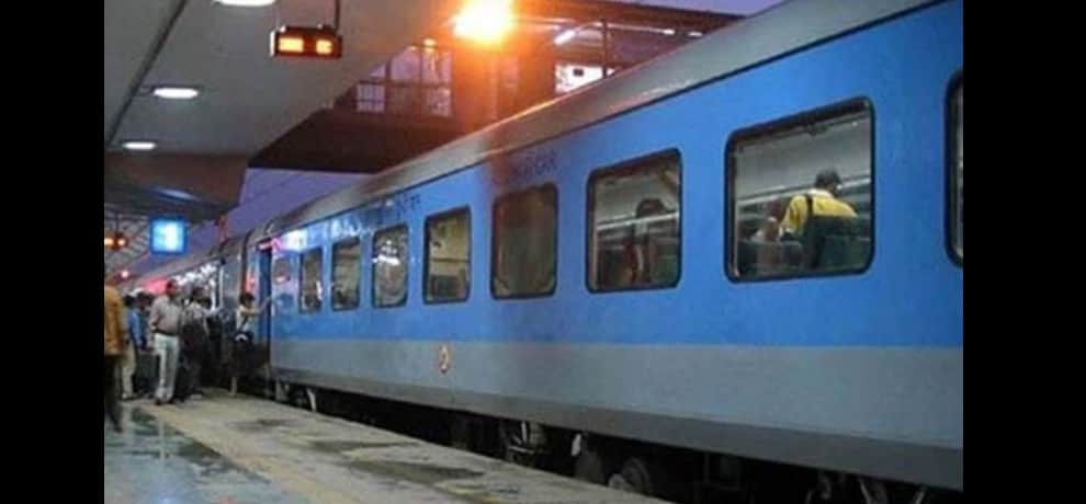 twetter has became a best facility in railway