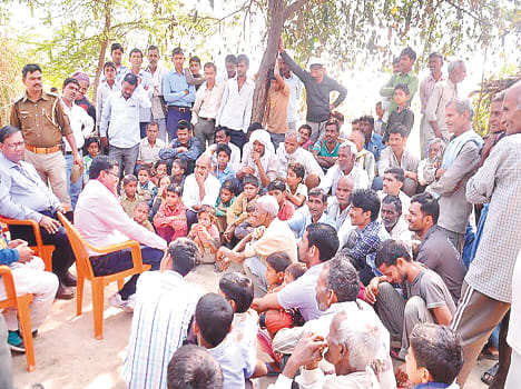 Polling began at half past three in Purwa Dne