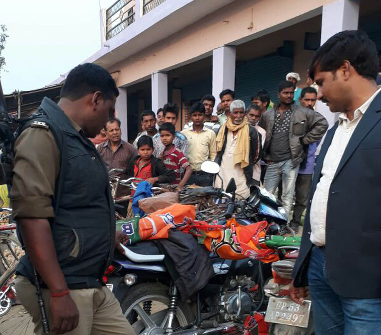 Independents candidates promotional vehicle seized, cases