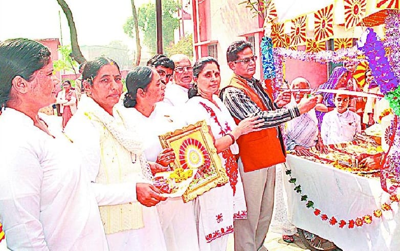 Shanti Kalash Yatra 