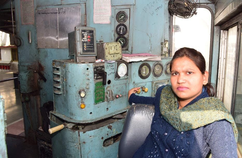 The first train of the century Kumaon, which runs daughters