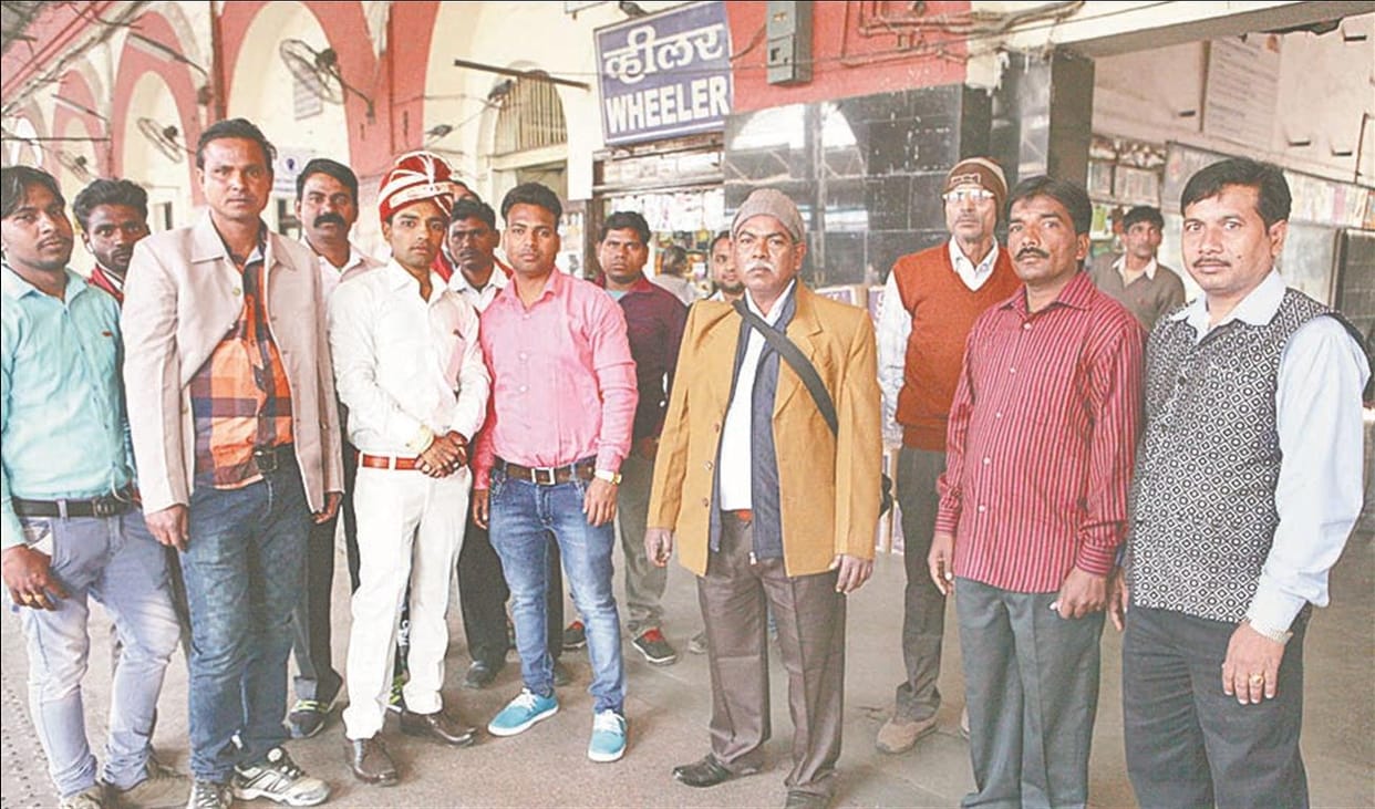 15-hour operation of trains stalled in Aligarh