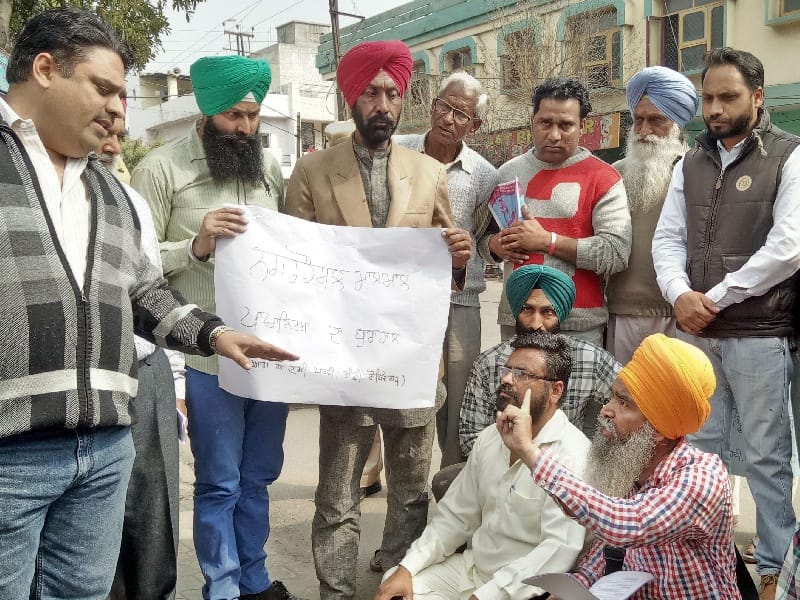City Council, the fury of the citizens, public toilets in a poor state,  Mandi Gobindgarh