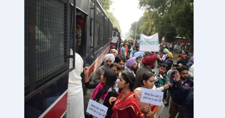 Chandigarh Punjabi front, protest in chandigarh