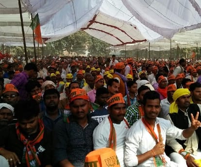 Amit shah targets akhilesh yadav in ambedkarnagar.