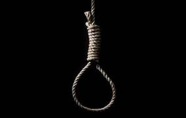 pregnant body found hanged on tree 
