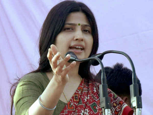 dimple angry with samajwadi party workers