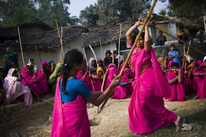 sampat pal leader of gulabi gang