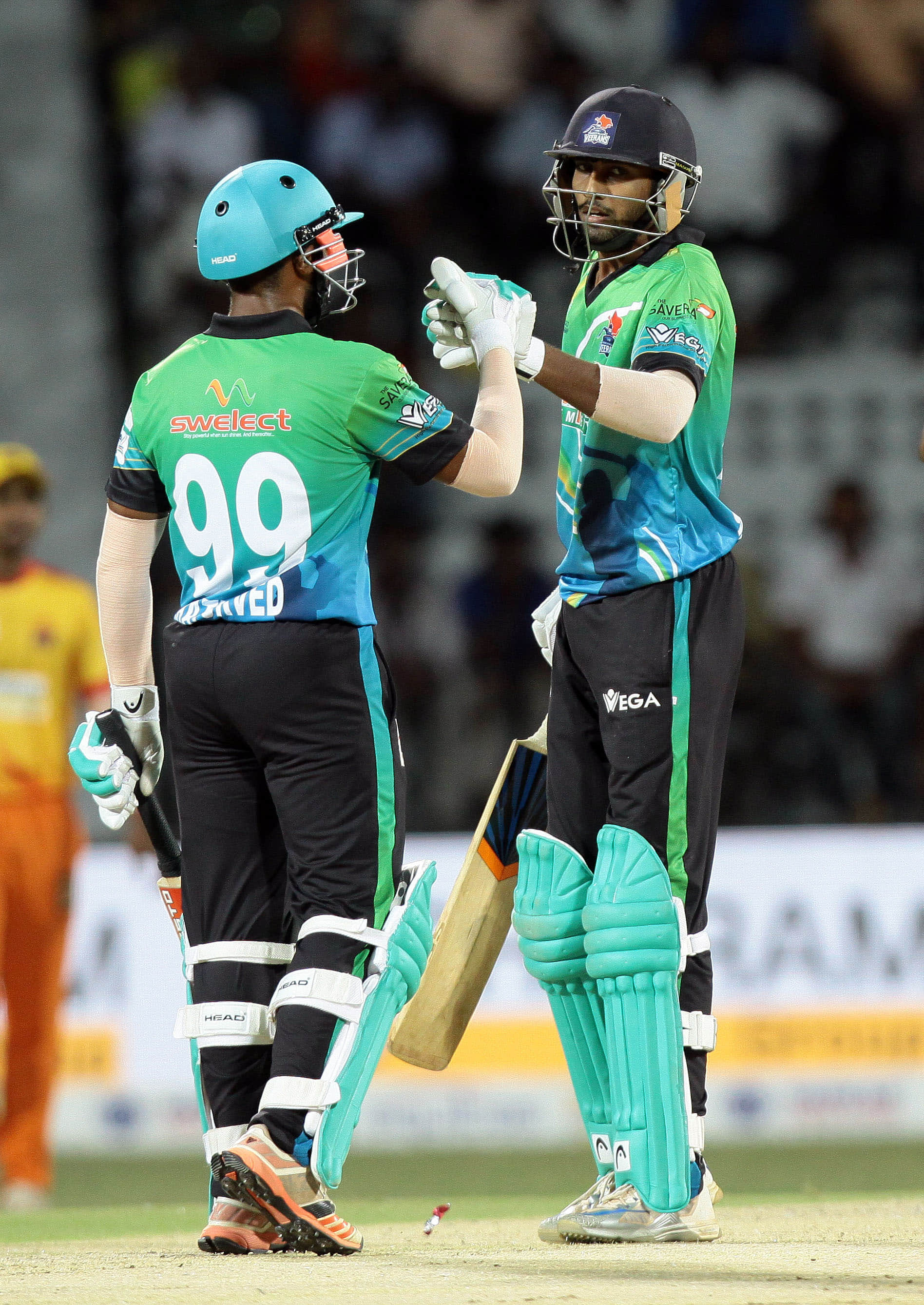  IPL10: painters Son R Sanjay yadav become part of KKR