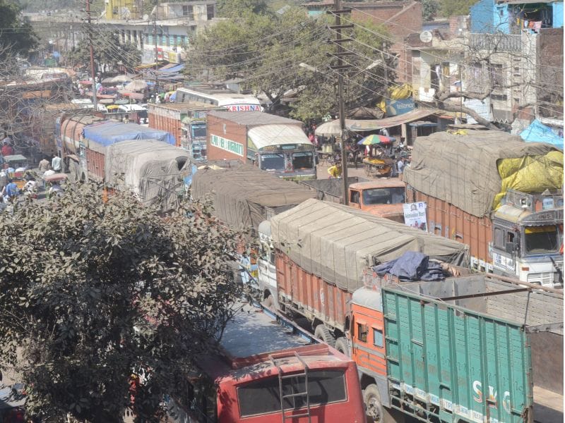 Traffic system collapsed, the day on Highway -91 jam