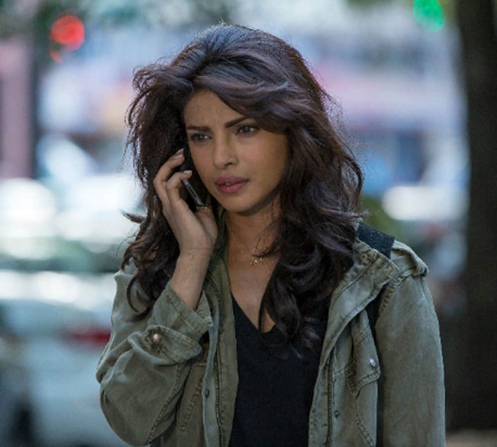 priyanka chopra smooch scene viral