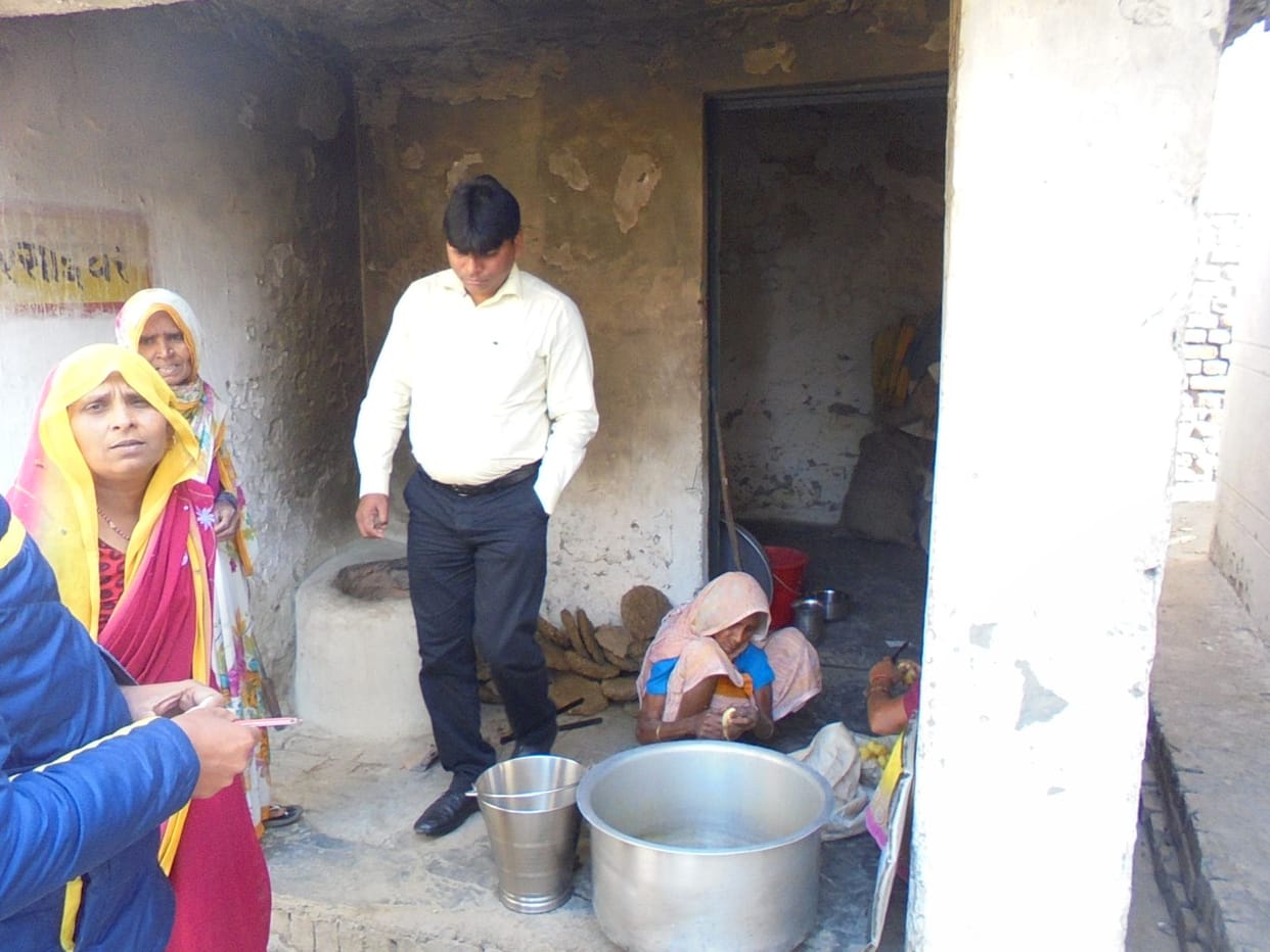 Salary of three thousand rupees Found on teaching youth