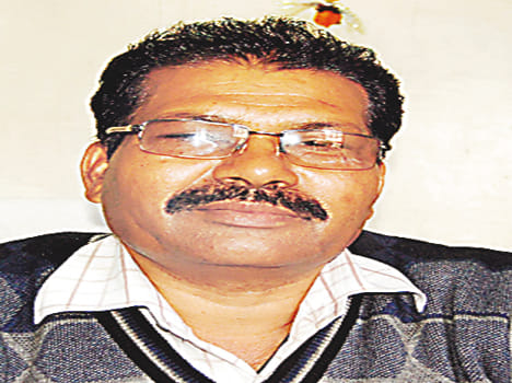Five bus drivers notice on low incomes