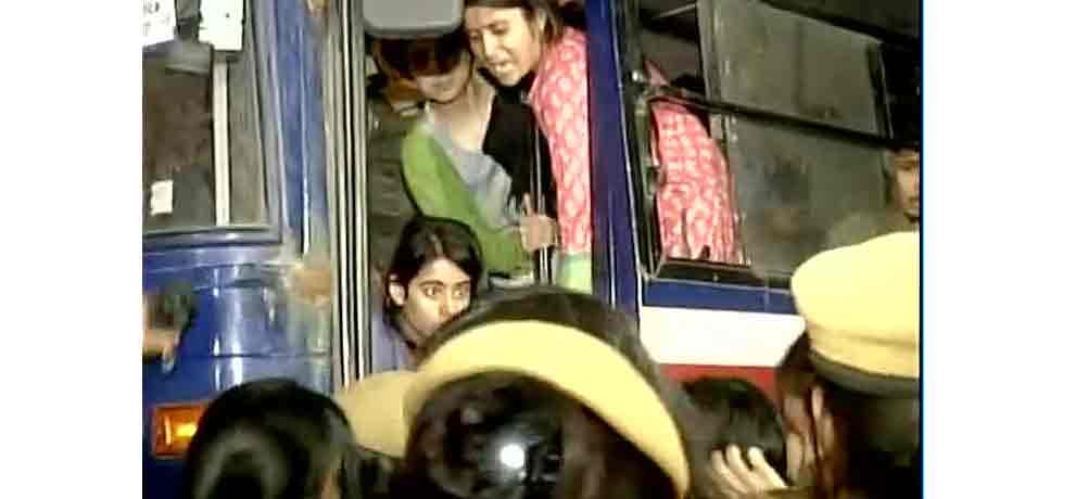 Clash between AISA and ABVP students over Umar Khalid's talk at Ramjas College