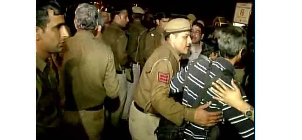 Clash between AISA and ABVP students over Umar Khalid's talk at Ramjas College