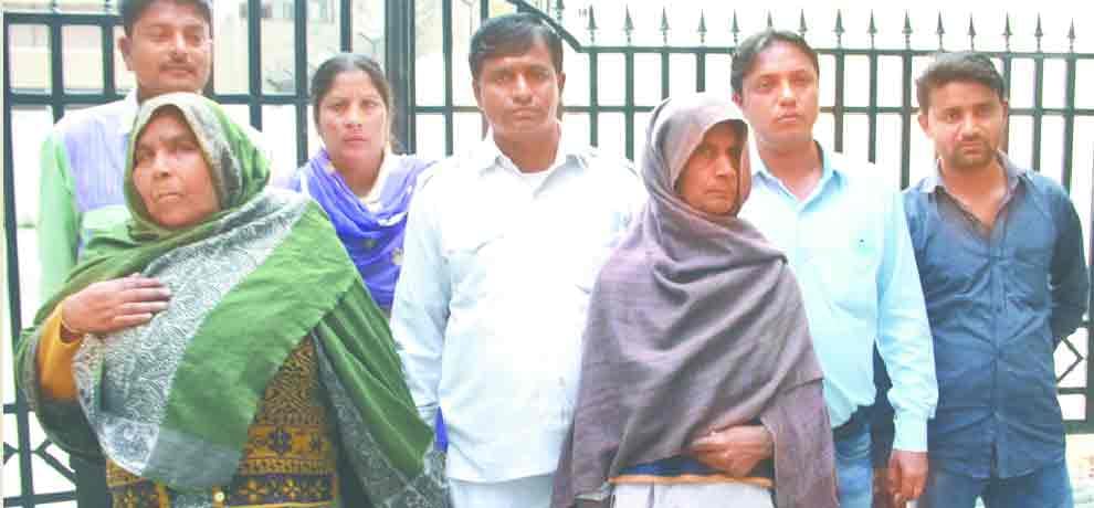story of 4 vioctims killed in bhojpur fake encounter 20 years ago