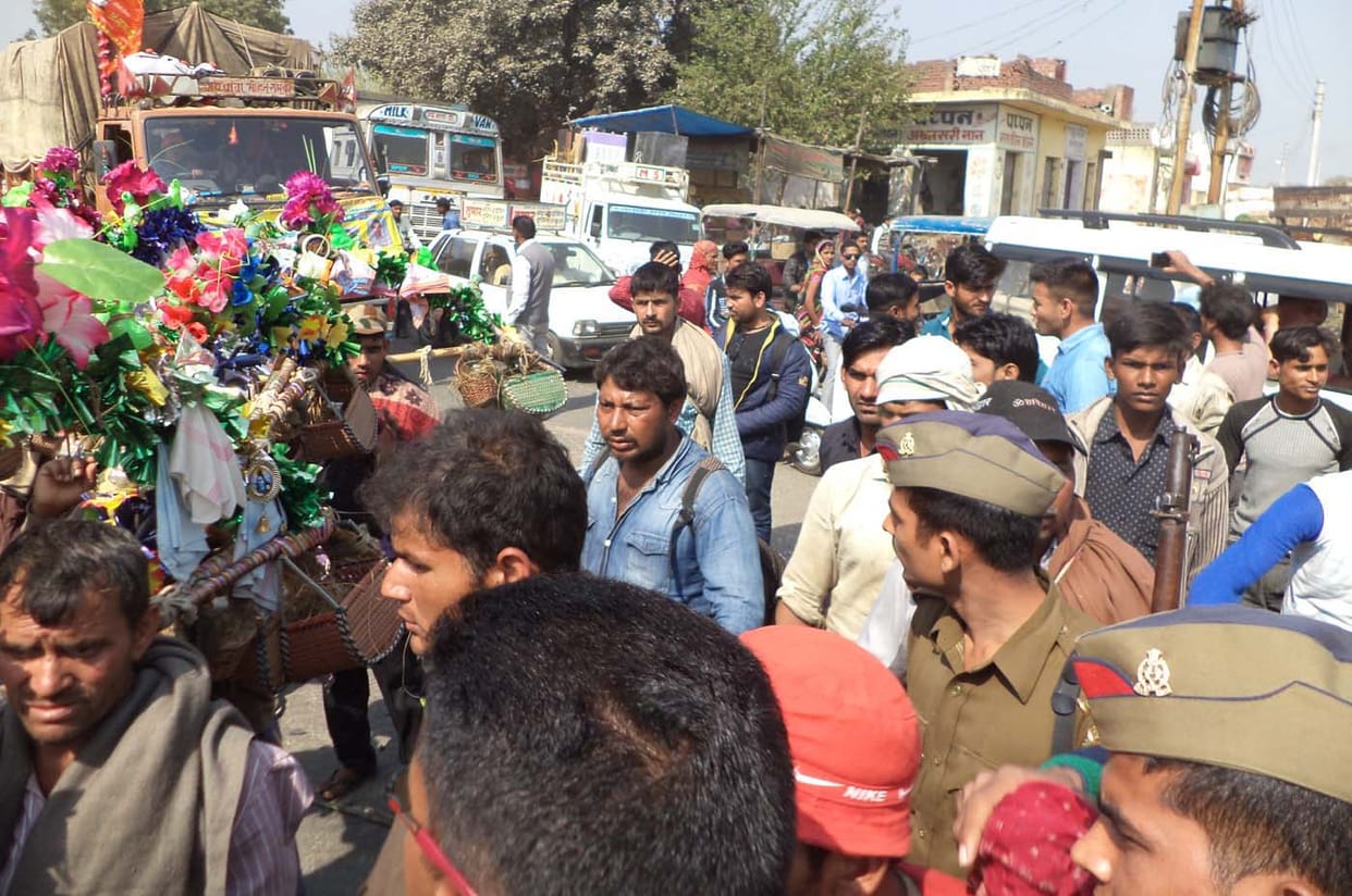 Truck collision Kanvdia raging, uproar