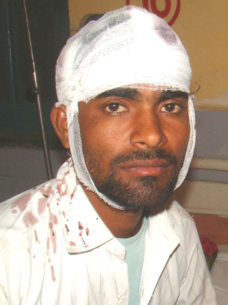 Obscene comments bloody clash, 10 injured