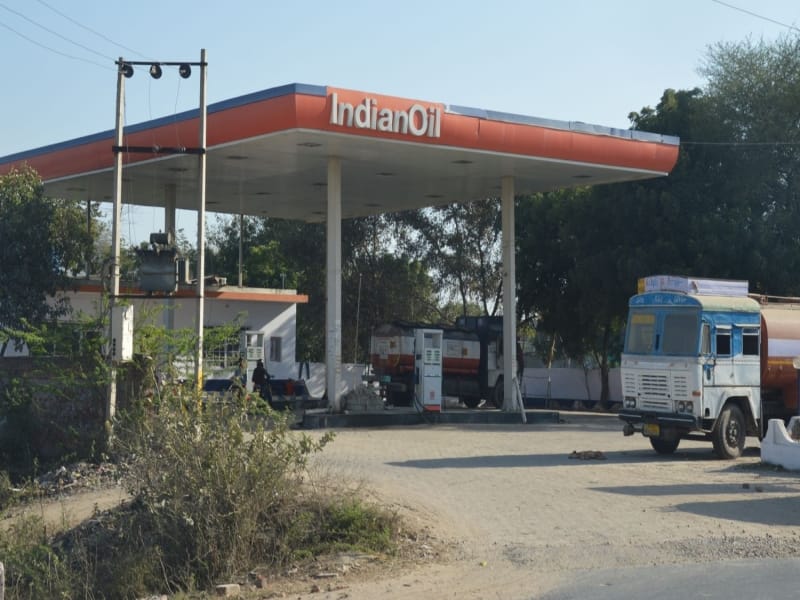 theft oil sold in up, delhi and rajsthan