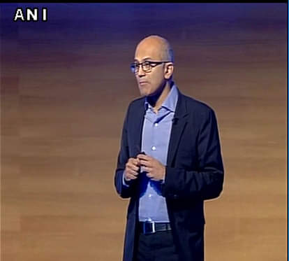 सत्य नडेला